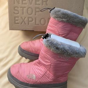 North Face Nuptse Bootie II Fur